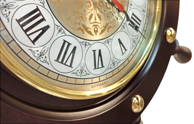 Часы в форме штурвала, С-9-Ч