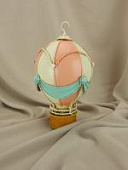 Воздушный шар с гондолой розовый