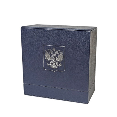 Книга Владимир Путин. Цитаты и афоризмы (на подставке с серебряным ликом)