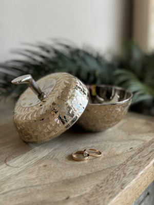 Шкатулка Яблоко Firki латунь резная  10,5  см