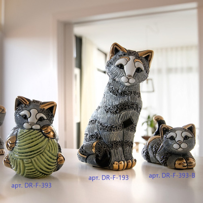Статуэтка керамическая "Полосатая кошка"