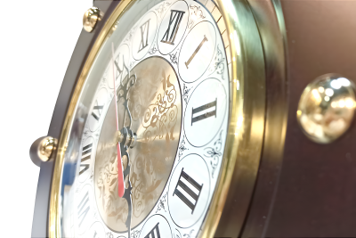 Часы в форме штурвала, С-9-Ч