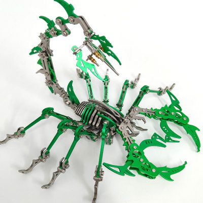 Сборная металлическая модель "Король скорпионов" Green Plus Cyberpunk DIY