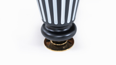 Стол / пирамида "Englon" 12 ф Стол / пирамида "Englon" 12 ф