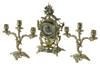 Каминные часы с маятником с канделябрами "Весна"