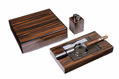 Набор сигарных аксессуаров Howard Miller Набор сигарных аксессуаров Howard Miller