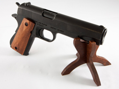 Пистолет автоматический Кольт 45 калибра 1911 года