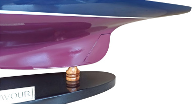 Яхта Endeavour, Y-01 Яхта Endeavour, Y-01