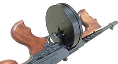 Макет. Пистолет-пулемет Томпсона M1928, гангстерская версия (США, 1928 г.)