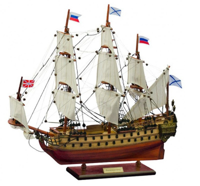 Сувенирная модель линкора "Ингерманланд" Esteban Ferrer (AC99), 50x48x13см