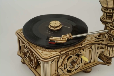 Механический деревянный конструктор Robotime - Классический граммофон (Classic Gramophone)