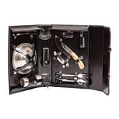 Набор дорожный в сумке-кейсе «Автомобильный» из натуральной кожи (4 персоны) Набор дорожный в сумке-кейсе «Автомобильный» из натуральной кожи (4 персоны)